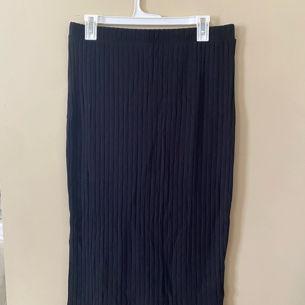 Old Navy Black Pencil Skirt